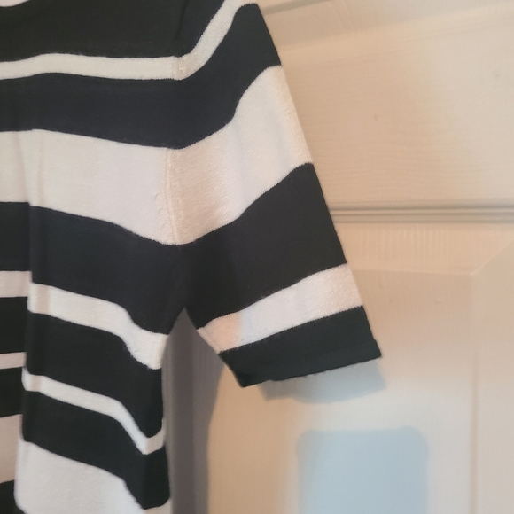 Laura Leigh Ltd. Collections, Women's Short Sleeve Blouse/Shell, Black & White - Picture 2 of 7